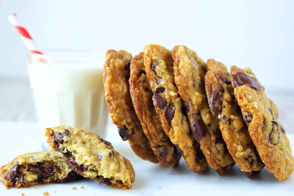 oatmeal chocolate chip cookies