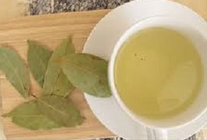 Bay Leaves and Cloves Tea for Weight Loss